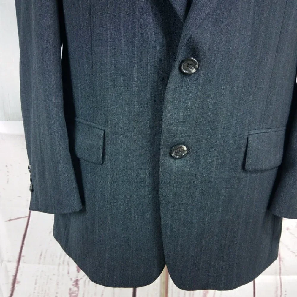 Turnbury Halls Kansas City 42R 2 Button Dark Gray Striped Suit Blazer Sport Coat